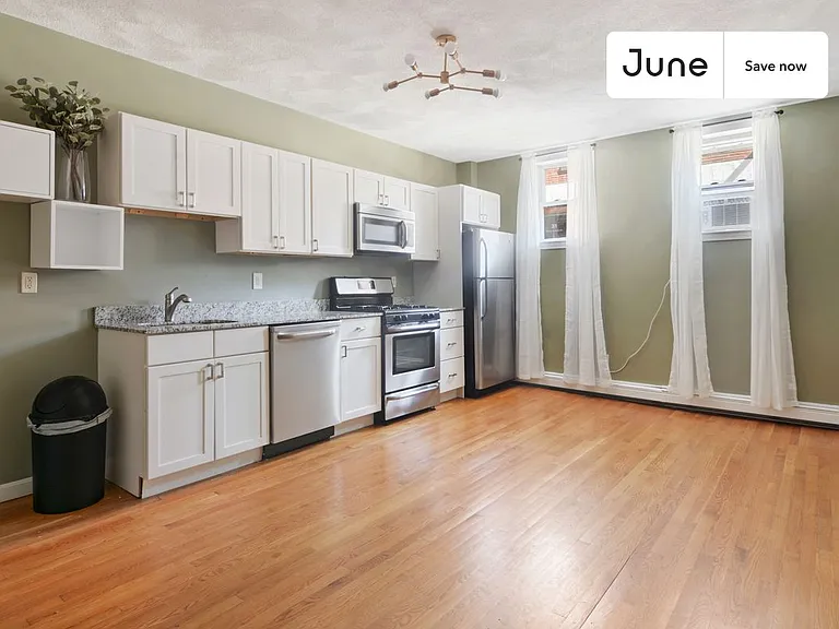36 N Bennet St #1 — Photo 2
