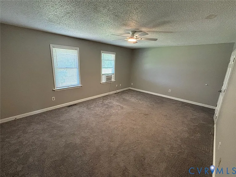 8630 Richmond Rd — Photo 9
