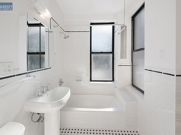 5th image of 105 E 15th St APT 76