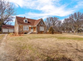 121 N West Ave, Republic, MO 65738