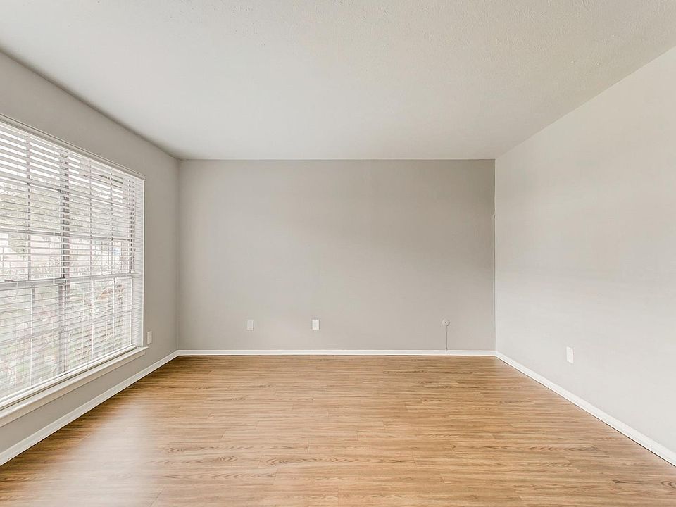 1st image of 2200 W Lowden St APT 39