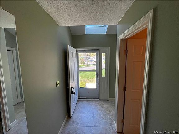 2nd image of 717 Sand Stone Dr Unit 717