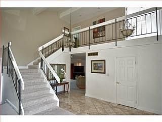 5th image of 121 Beach Park Blvd
