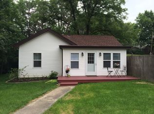 217 E 18th St, Lockport, IL 60441