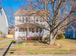 46 Fennbrook Rd, West Hartford, CT 06119