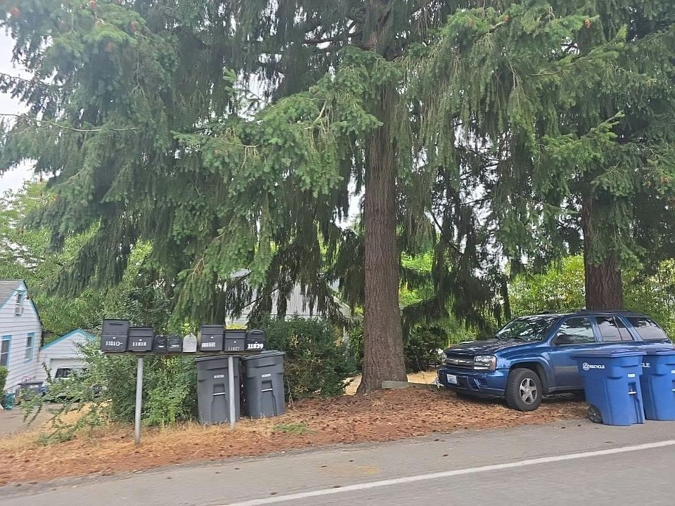 1st image of 11818 14th Ave S