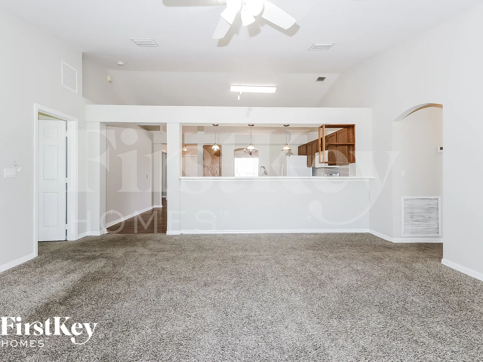 3 bed, 2.0 bath, 1808 sqft, $2,980 — Photo 4