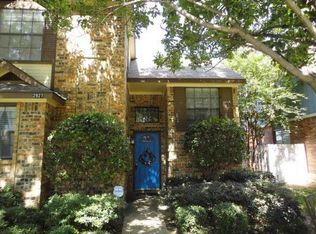 2927 Roxboro Rd, Euless, TX 76039