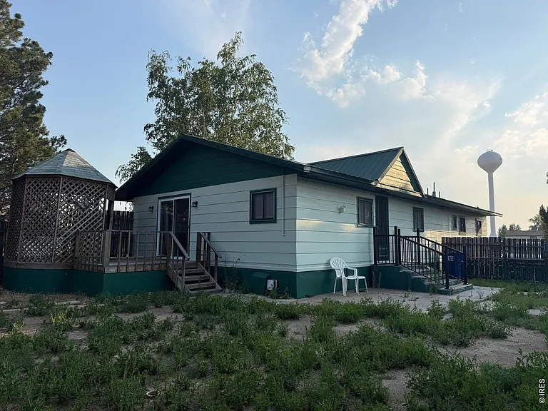 114 Linden Dr — Photo 30