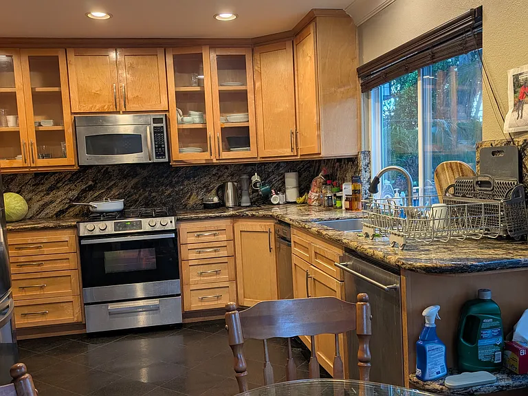 Brookhollow Ct — Photo 30