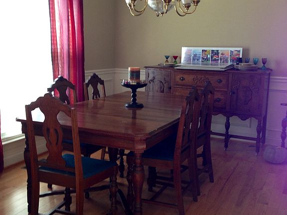 Formal dining room