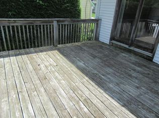 10 Lockwood St, West Warwick, RI 02893