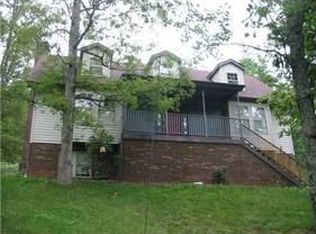 420 Poplar Fork Rd, Scott Depot, WV 25560