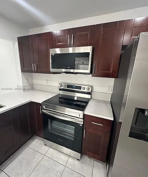 861 NE 207th Ln #201-14 — Photo 5