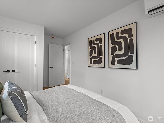 3rd image of 2220 B NW 62nd Street