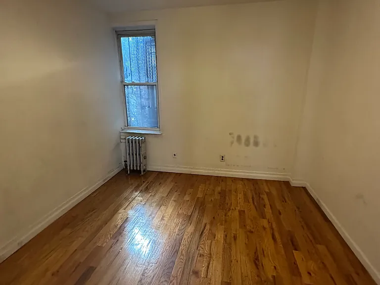 1729 Edison Ave #B — Photo 7