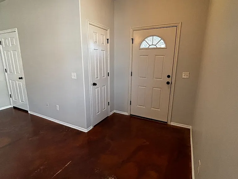 1857 Post Oak Rd — Photo 3