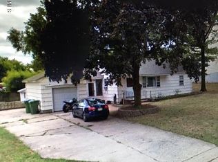 589 Old Post Rd, Edison, NJ 08817