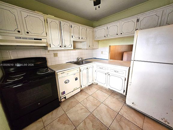 4th image of 7787 Golf Circle Dr APT 109