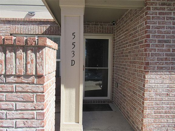 4th image of 553 Alton Way #D