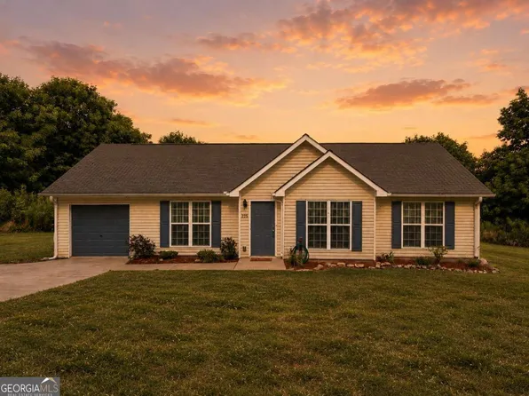 225 Fortner Dr, Dahlonega, GA 30533