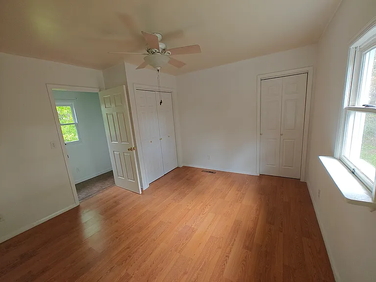 3350 Valley View Dr — Photo 8