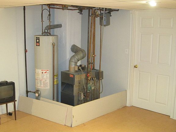 Gas Hw furnace & hwh