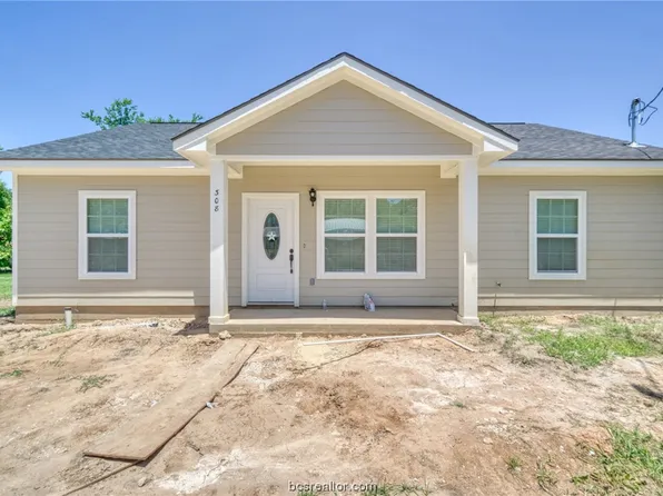 308 Bailey St, Madisonville, TX 77864
