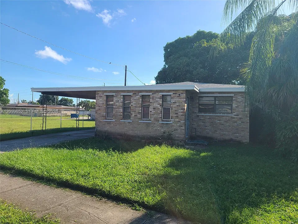 212 NW 6th Ave