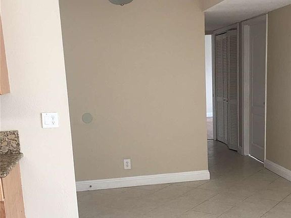 5th image of 6209 McAllister Ave