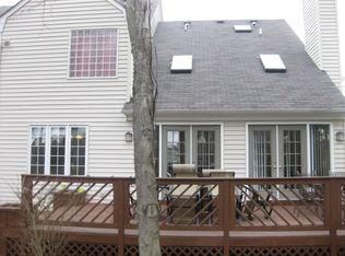 806 N Lismore Ct, Newport News, VA 23602