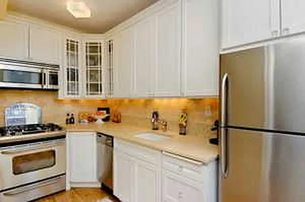 Sold by Corcoran | media 19