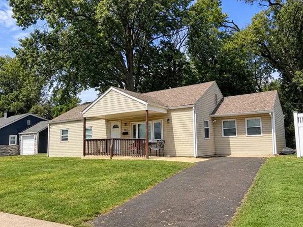 251 Trenton Rd, Fairless Hills, PA 19030
