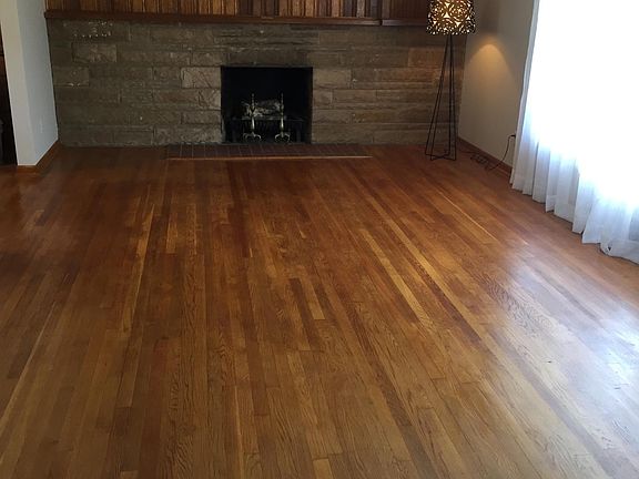 2nd image of 32 Maplewood Ave