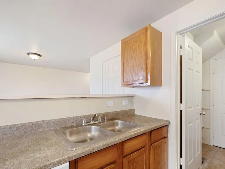 4036 Village Dr — Photo 8