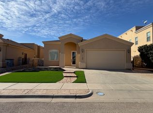 11541 Porfirio Payan Dr, El Paso, TX 79934