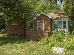 2725 White Bear Ave N, Maplewood, MN 55109
