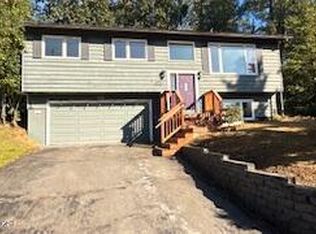 5836 E 10th Cir, Anchorage, AK 99504