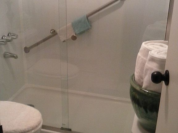 5th image of 21100 State St #322