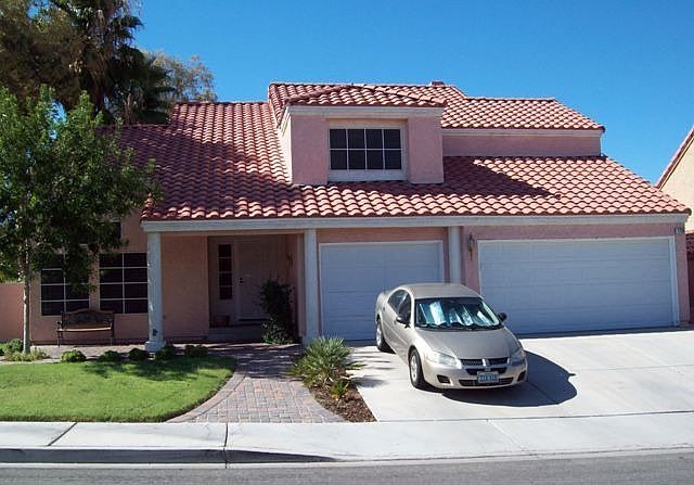 1st image of 1739 Marshall Dr