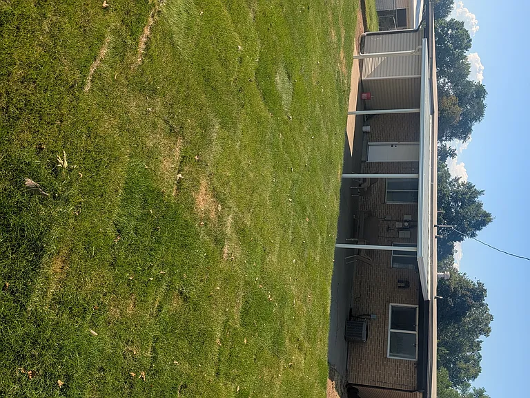 183 W 1425 N — Photo 11