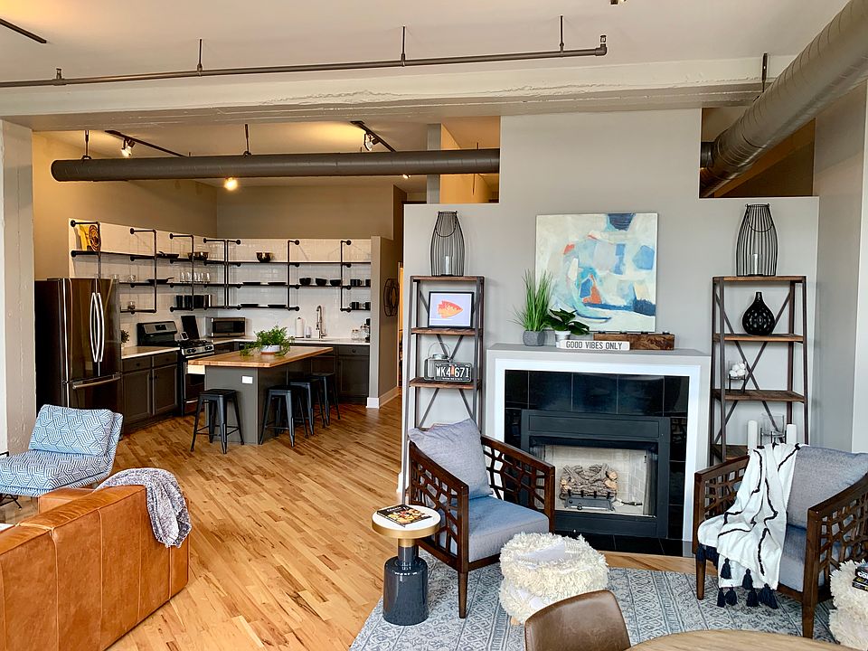 1st image of 2015 Grand Ave Unit 224