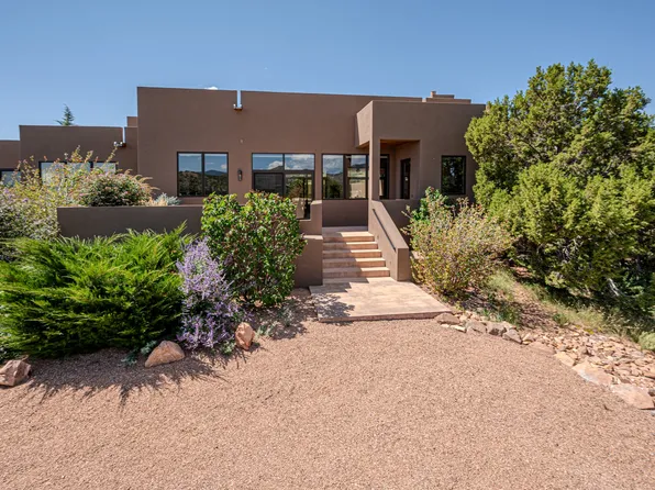 36 Camino Costadino, Santa Fe, NM 87508