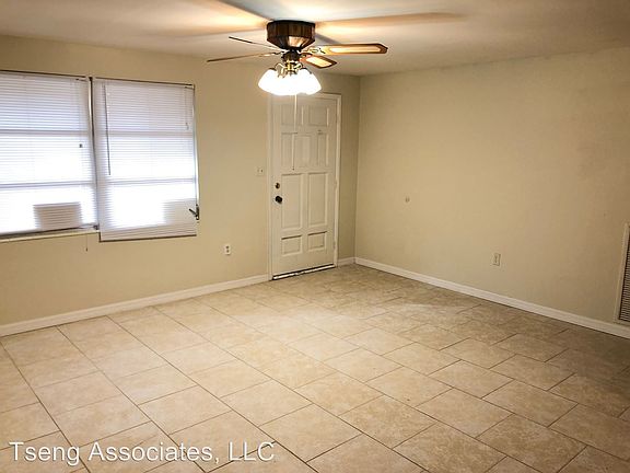 2nd image of 3803 Coral Dr