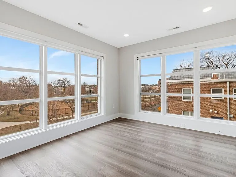 205 V St NW #201 — Photo 11