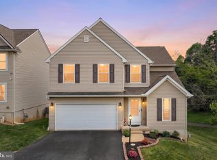 14 Barberry Ct, Manchester, PA 17345