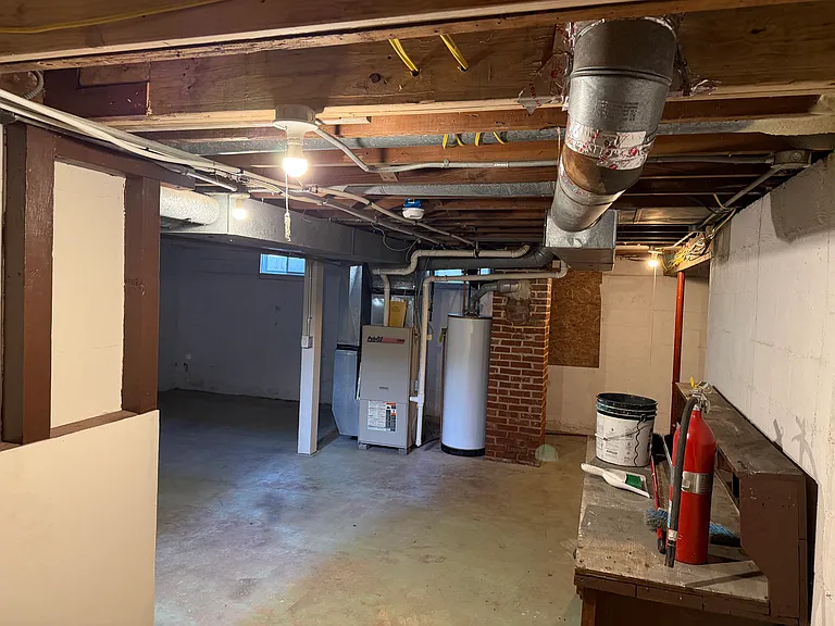 2922 Center Point Rd NE — Photo 12