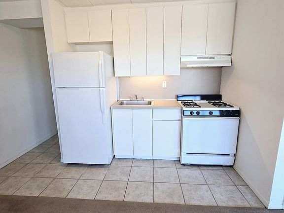 5th image of 143-51 Roosevelt Ave #12G