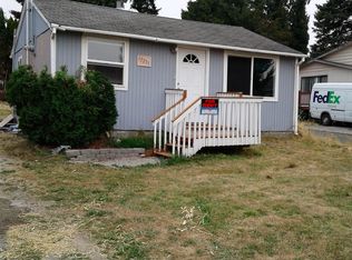 17231 Military Rd S, Seattle, WA 98188