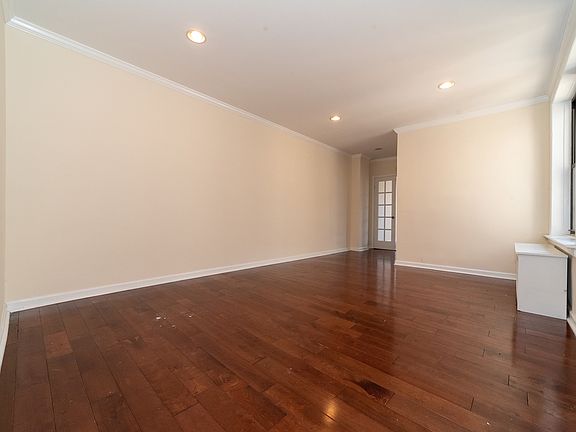 2nd image of 583 W 215th St #4F